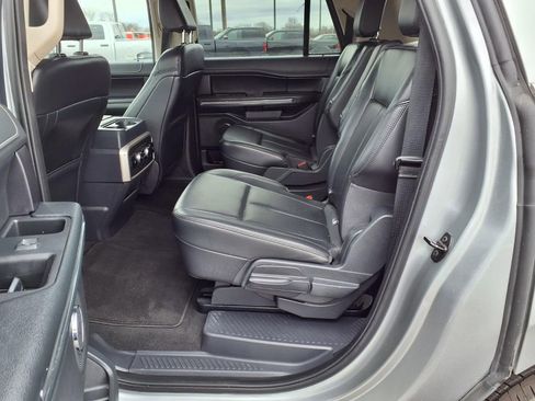 Used 2024 Ford Expedition Max XLT image 24