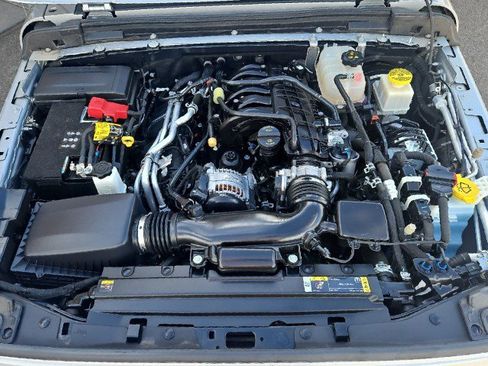 Used 2022 Jeep Gladiator Overland w/ Popular Equipment Package image 28