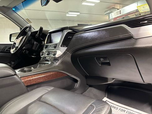 Used 2019 GMC Yukon XL SLT w/ Open Road Package image 14