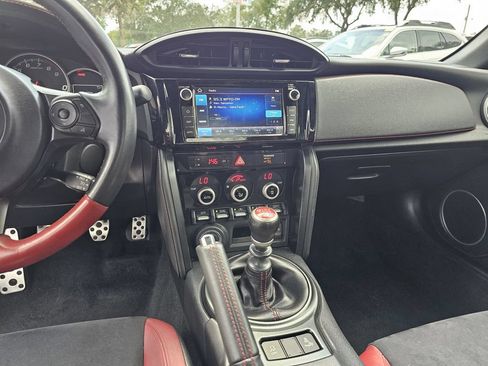 Used 2020 Subaru BRZ tS RWD image 13