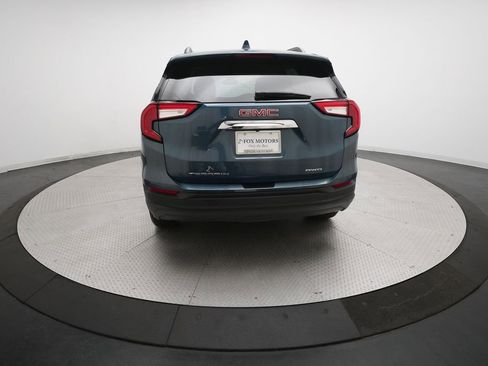 Used 2024 GMC Terrain SLE w/ Driver Convenience Package image 24