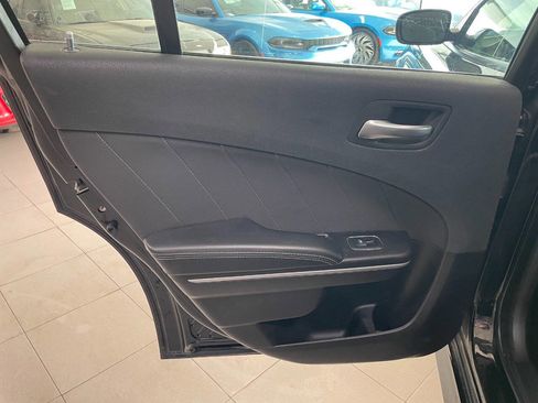 Used 2019 Dodge Charger GT image 17