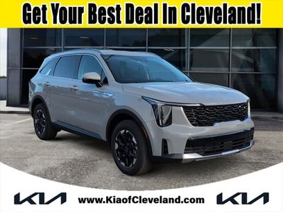 New 2025 Kia Sorento S