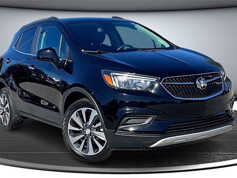 Used 2022 Buick Encore Preferred w/ Safety Package image 3