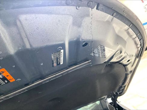 Used 2023 Nissan Rogue SV image 35