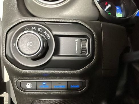 Used 2023 Jeep Wrangler Unlimited Rubicon 4xe AWD/4WD image 19