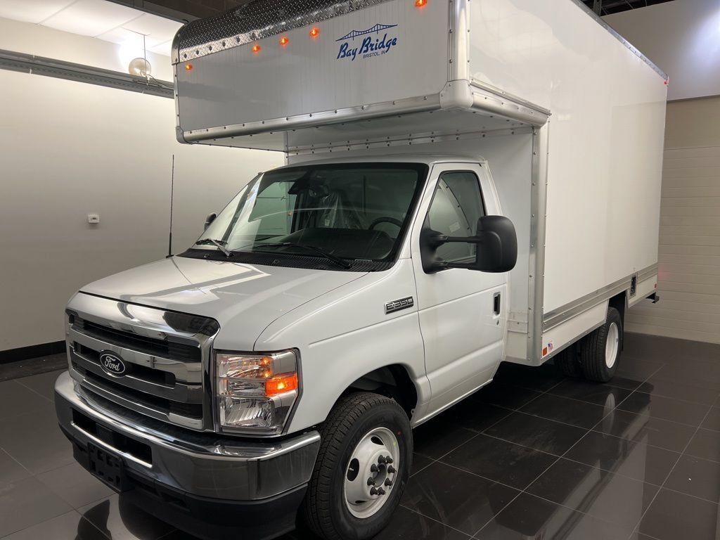New 2026 Ford E-350 and Econoline 350 Super Duty w/ Power Equipment Group RWD image 3