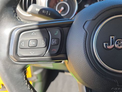 Used 2021 Jeep Wrangler Unlimited Sport AWD/4WD image 17
