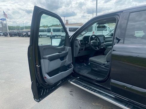 Used 2024 Ford F150 XLT image 10