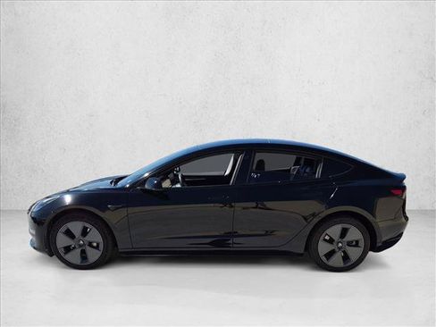 Used 2022 Tesla Model 3 RWD image 8
