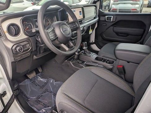 New 2026 Jeep Gladiator Sport image 9