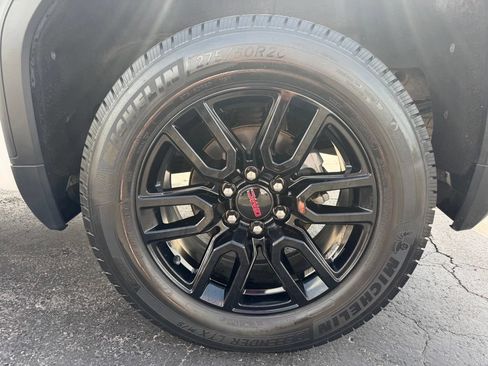 Used 2020 GMC Sierra 1500 Elevation w/ Elevation Value Package AWD/4WD image 12