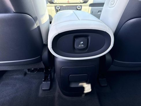 Used 2026 Hyundai Palisade Calligraphy image 24