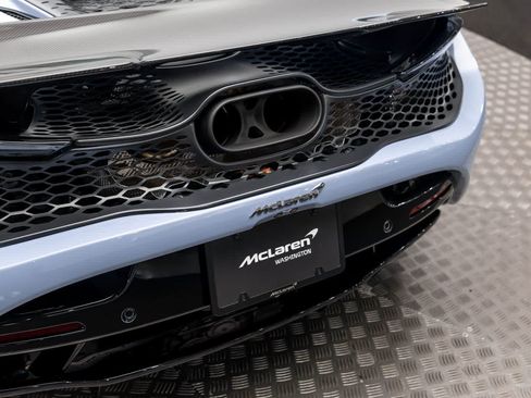 New 2026 McLaren 750S RWD image 9