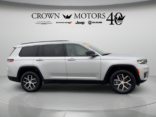 Used 2025 Jeep Grand Cherokee L Limited w/ Luxury Tech Group II AWD/4WD image 10
