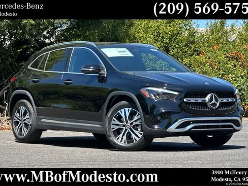 Certified 2025 Mercedes-Benz GLA 250 image 1
