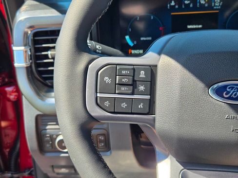 New 2026 Ford F250 Lariat w/ Black Appearance Package AWD/4WD image 38