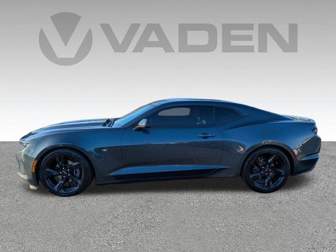 Used 2021 Chevrolet Camaro LT w/ Technology Package image 25