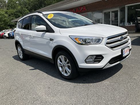 Used 2019 Ford Escape SEL AWD/4WD image 3