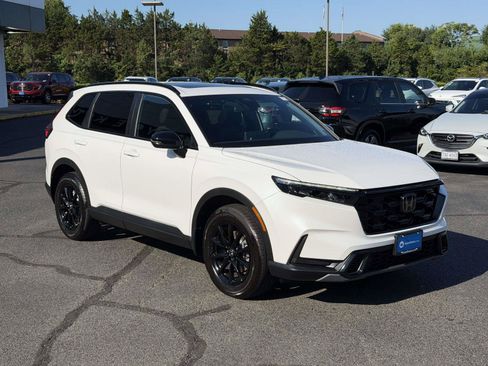 Used 2026 Honda CR-V Sport image 1