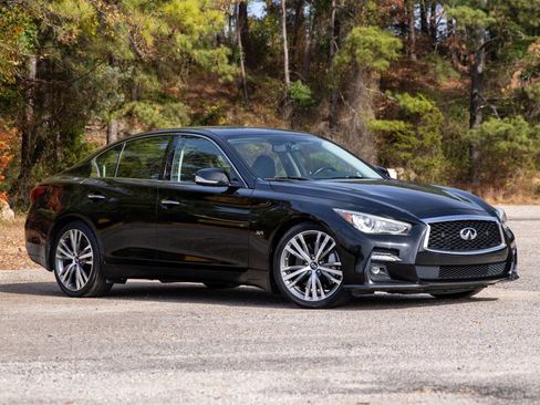 Used 2018 INFINITI Q50 Sport image 3