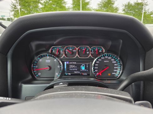 Used 2018 Chevrolet Silverado 1500 LT w/ All Star Edition AWD/4WD image 14