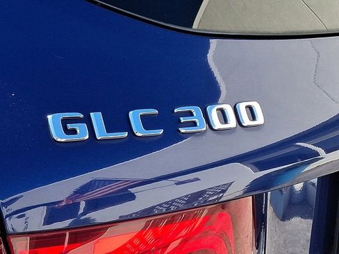 Used 2019 Mercedes-Benz GLC 300 4MATIC w/ Multimedia Package image 30