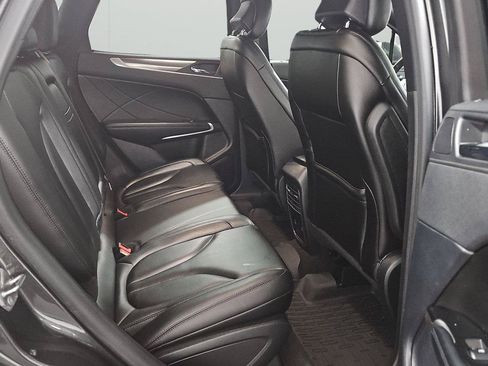 Used 2019 Lincoln MKC Premiere FWD image 13