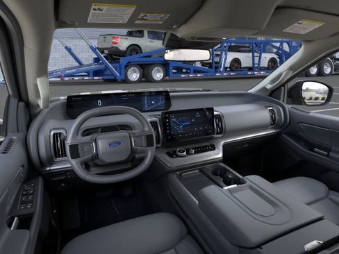 New 2026 Ford Expedition Active RWD image 9