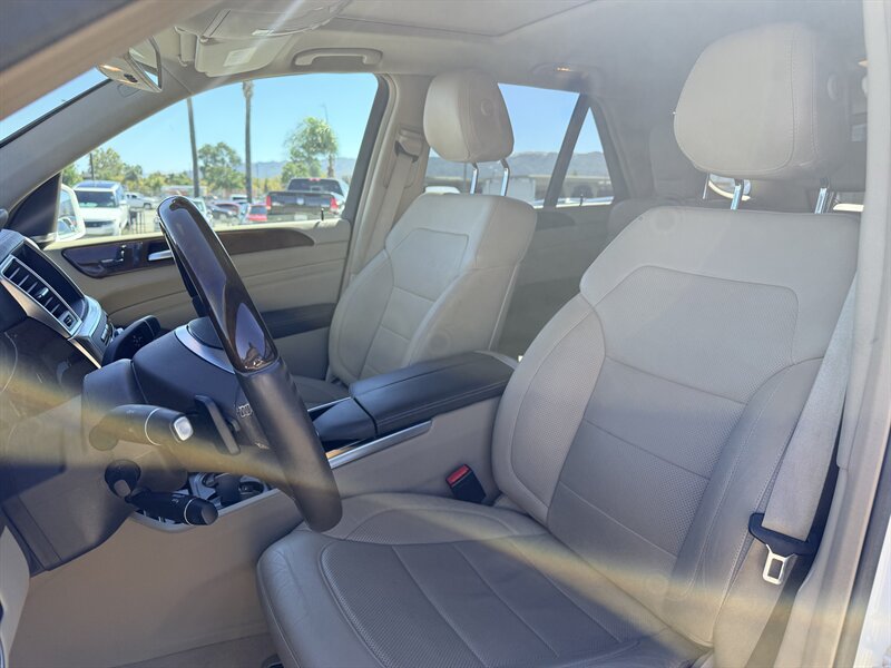 Used 2015 Mercedes-Benz ML 400 4MATIC image 9