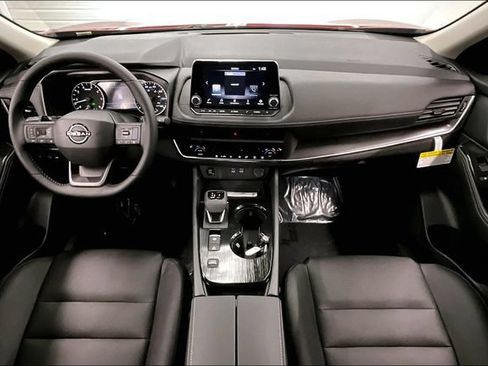 New 2026 Nissan Rogue Dark Armor FWD image 5