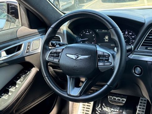 Used 2018 Genesis G80 3.3T Sport RWD image 21