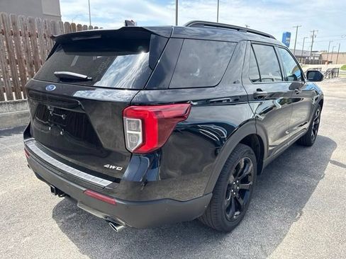Used 2024 Ford Explorer ST-Line w/ Class IV Trailer Tow Package AWD/4WD image 5