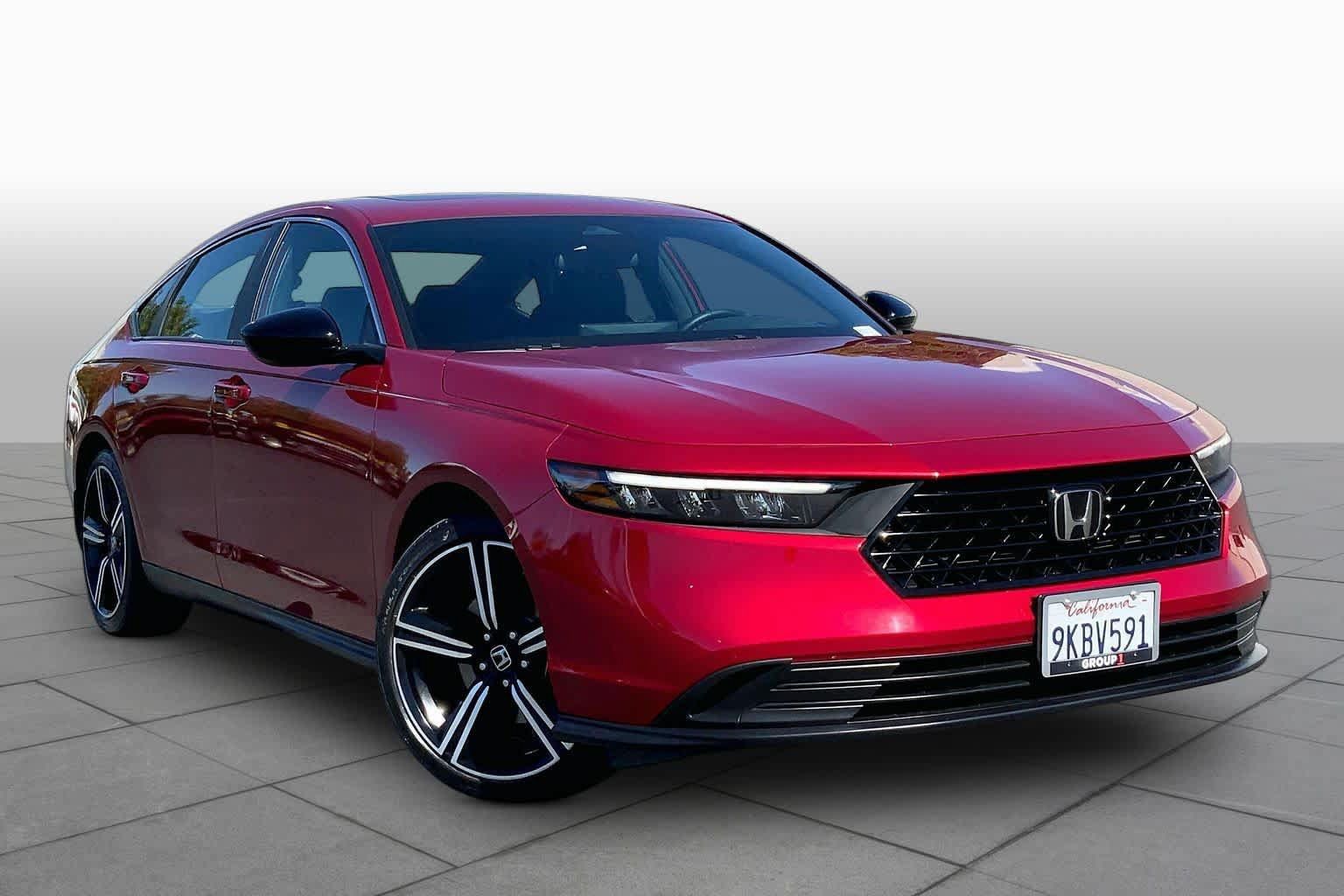 Used 2024 Honda Accord Sport image 2