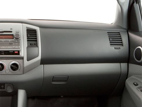 Used 2010 Toyota Tacoma PreRunner RWD image 16