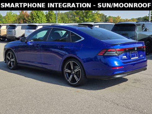 Used 2024 Honda Accord Sport image 5