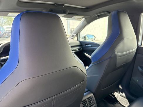 Certified 2024 Volkswagen Golf R 2.0T image 19