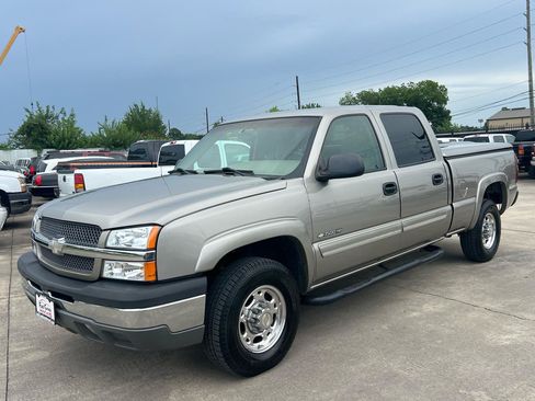 Used 2003 Chevrolet Silverado 1500 LS RWD image 2