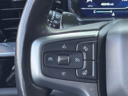 Used 2022 Chevrolet Silverado 1500 LT Trail Boss w/ LT Trail Boss Premium Package AWD/4WD image 16