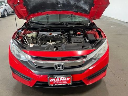 Used 2018 Honda Civic EX image 9