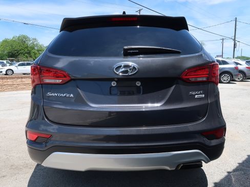 Used 2017 Hyundai Santa Fe Sport AWD/4WD image 10