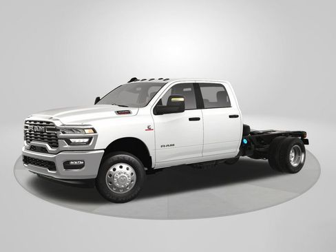 New 2025 RAM 3500 Big Horn AWD/4WD image 2