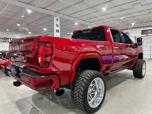 Used 2021 GMC Sierra 2500 Denali w/ Denali Ultimate Package AWD/4WD image 3