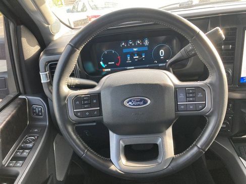 Used 2023 Ford F350 Lariat w/ Sport Appearance Package image 9