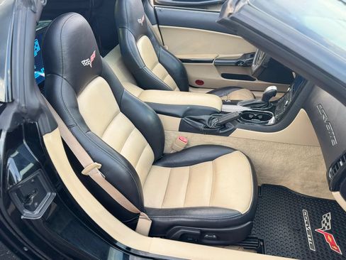 Used 2008 Chevrolet Corvette Coupe w/ Preferred Equipment Group RWD image 17