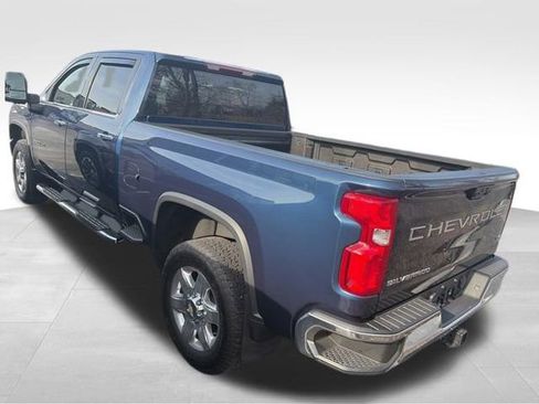 Certified 2022 Chevrolet Silverado 2500 LTZ image 3