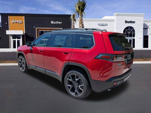 Used 2026 Jeep Cherokee Overland w/ Trailer Tow Group AWD/4WD image 5