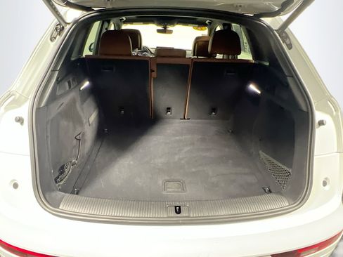 Used 2025 Audi Q5 2.0T Premium image 33