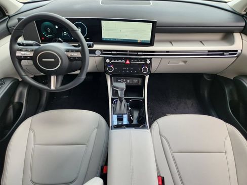 Used 2026 Hyundai Tucson SEL FWD image 27