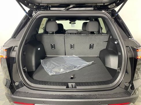 New 2026 Chevrolet Equinox LT image 16